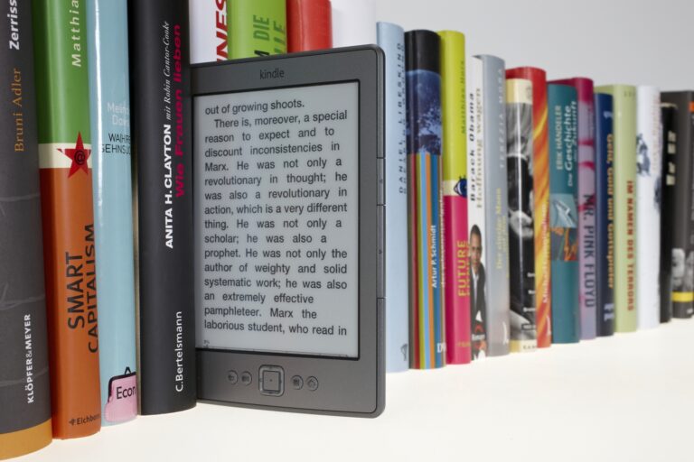 Digital vs. Print: The Book Battle Rages On